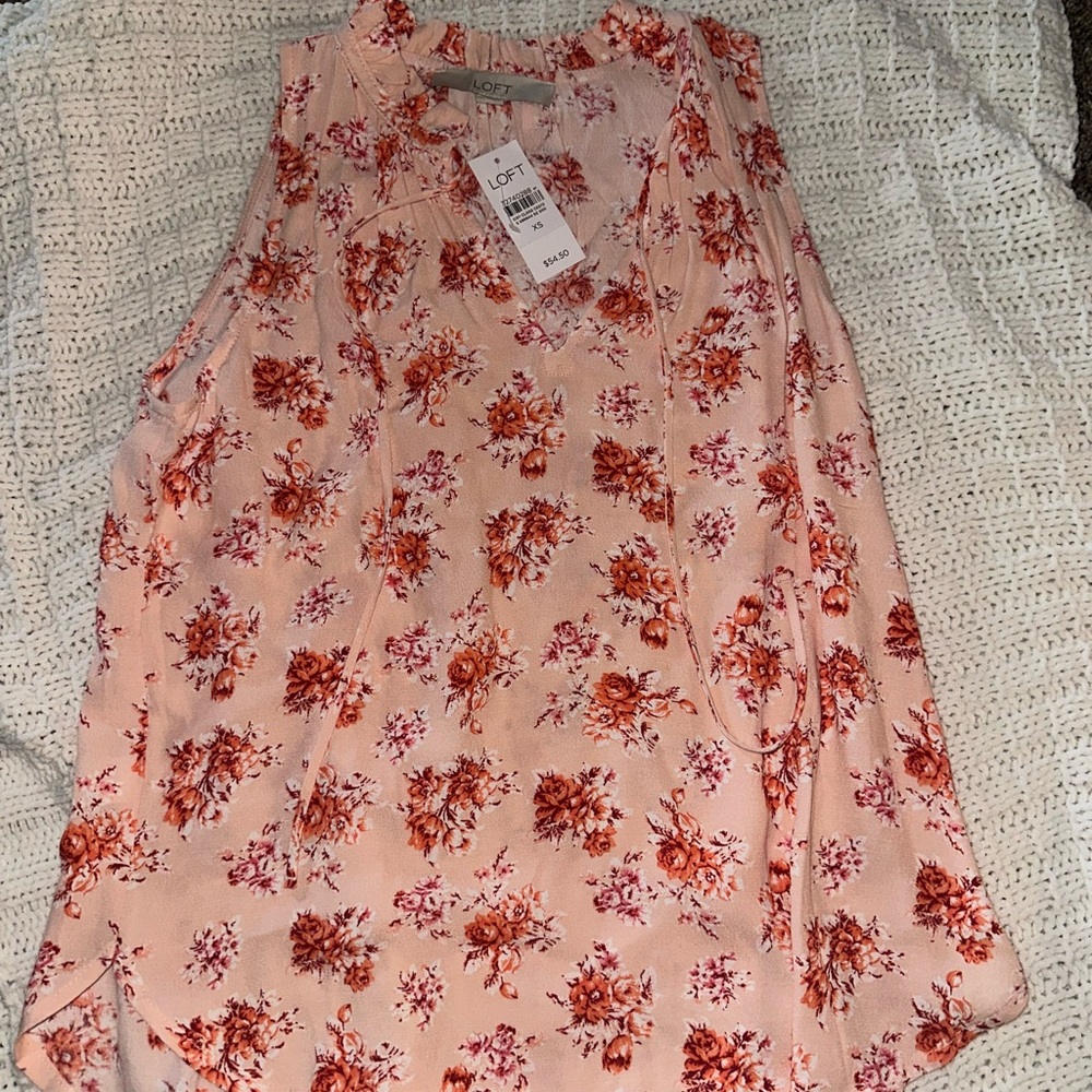 Sleeveless loft shell